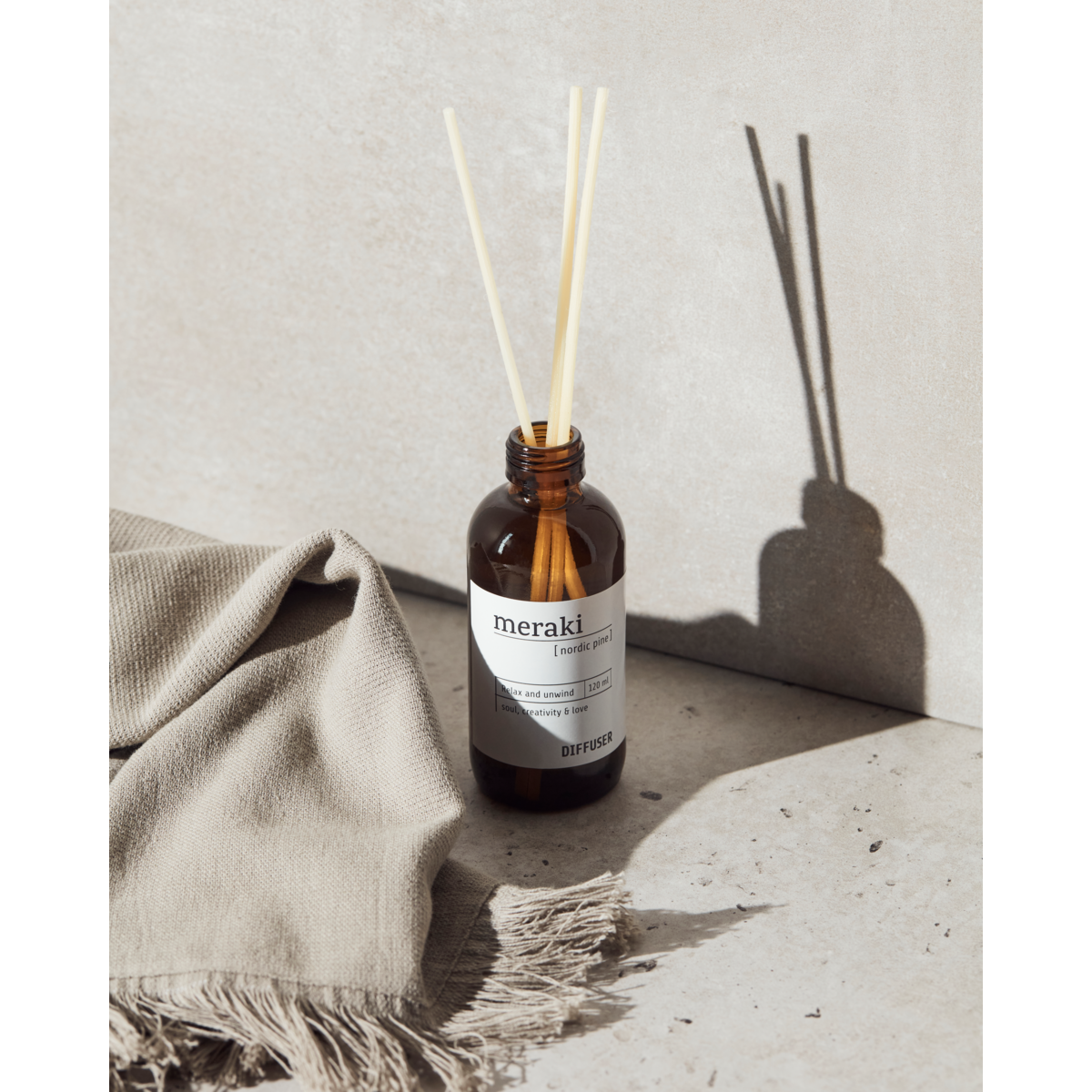 Meraki - Diffuser met 7 sticks, Nordic pine, Bruin