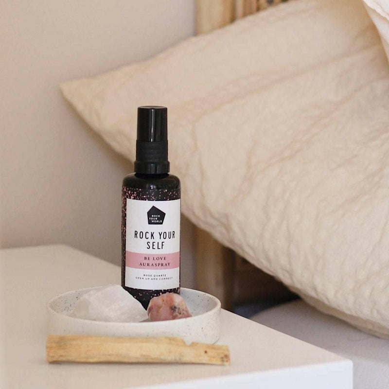 Mindful sfeer met Rock Your World Be Love Spray – aromatherapie spray voor liefde en harmonie