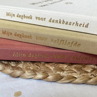 Fyllbooks Dagboek voor Zelfliefde - Linnen camel met goudfolie