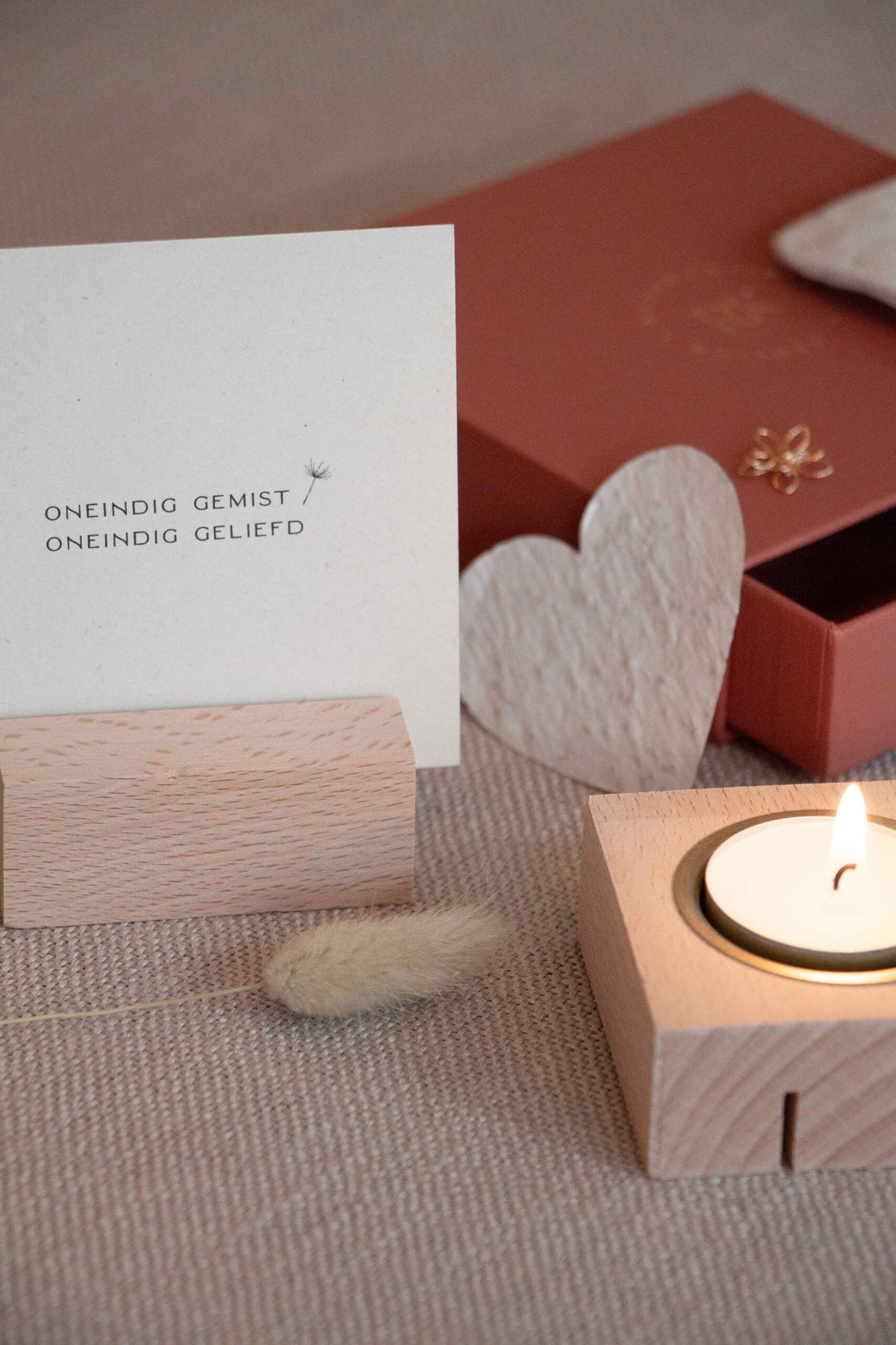 Roosmarijn Knijnenburg - a little box of comfort
